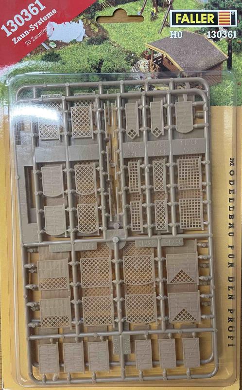 FALLER 130361 Kit med olika staket Fencing System