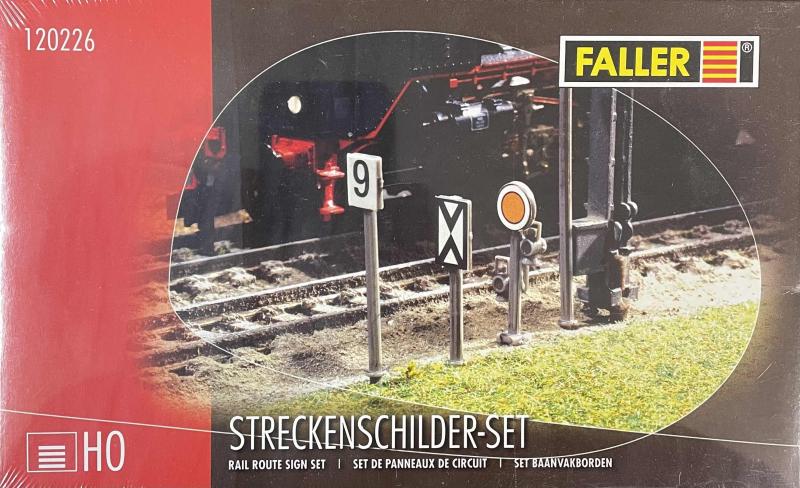 FALLER 120226 Järnvägsskyltar Rail route sign set