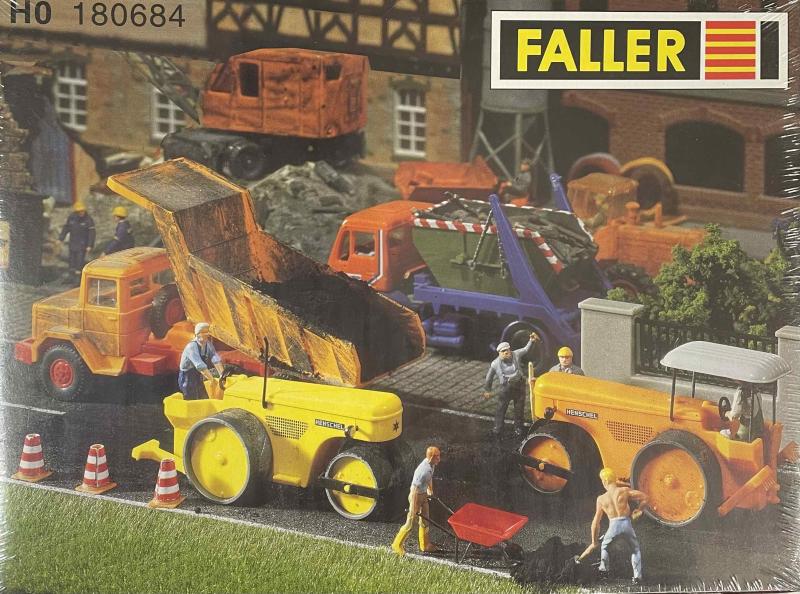 FALLER 180684 Vägvält med drivning Road Roller with Drive