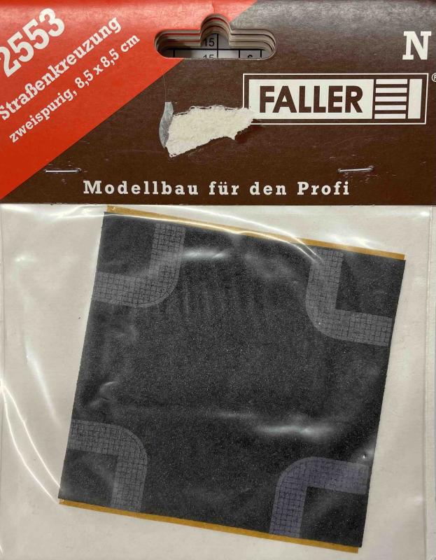 FALLER 2553 gatukorsning N-skalan