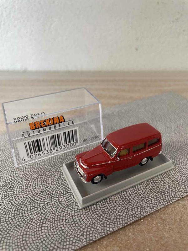 Brekina 29300 Volvo Duett Röd