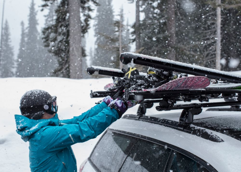 Skidhållare för snowboard och skidor kombinerat