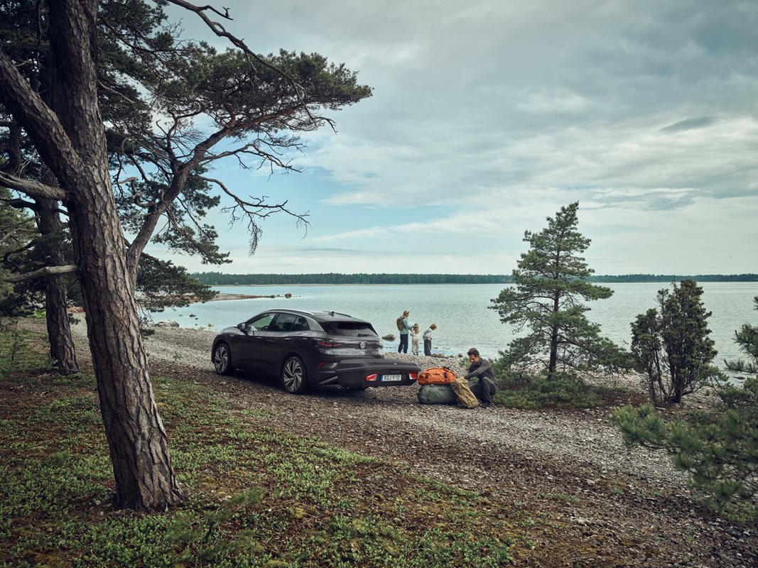 Takbox eller bakre bagagehållare: Vilken lösning passar din resa bäst?