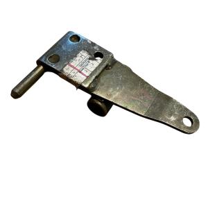 Gångjärn med spegelfäste höger NOS