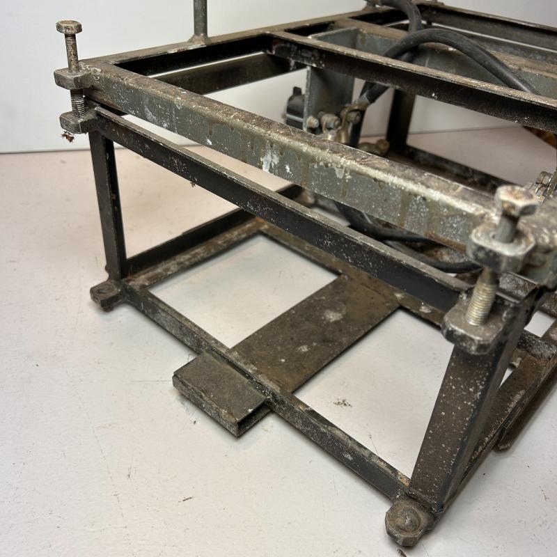 Batteriram till Volvo tgb20