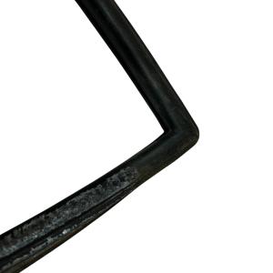 Rubber strip side window rear door