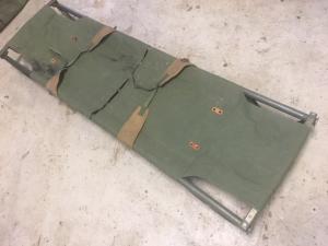 Bår för sjuktransport begagnad