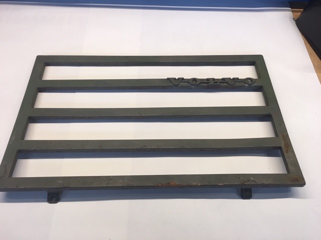 Grill till Volvo C303