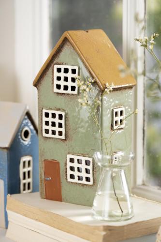 Huslykta Nyhamn Brun Dörr