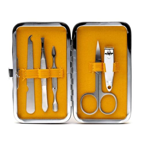 Manikyrset Mumin Gul