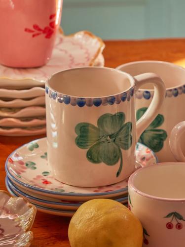 Handmålad Mugg Good Luck Clover 420ml