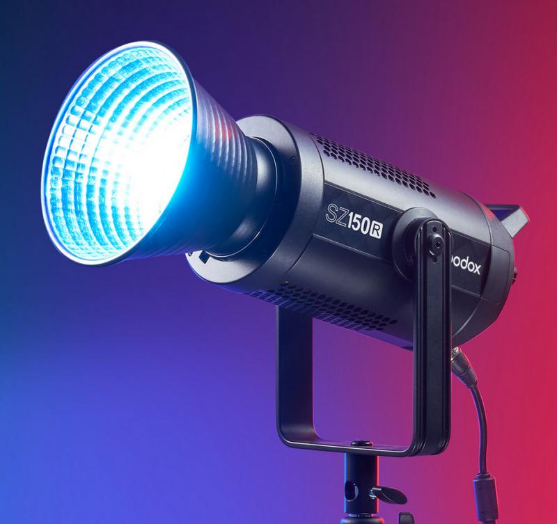 GODOX SZ150R LED VIDEO LIGHT RGB ZOOM 150W