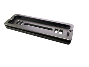 AM-12 ARCA MOUNT 12 CM PLATTA FÖR SKRUVNING I KOLV