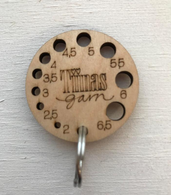 Nyckelring med stickmått