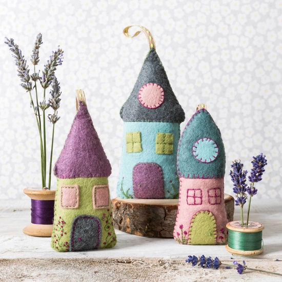 Lavendel House Felt Craft Kit