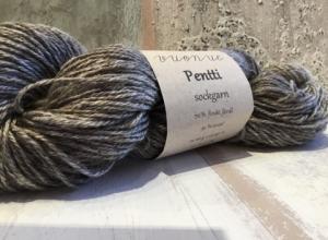 Pentti sockgarn mellangrå