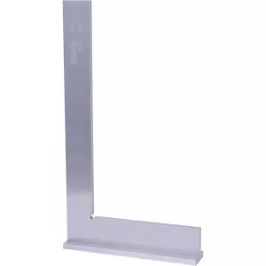 vinkel enligt DIN 875/2. 300mm