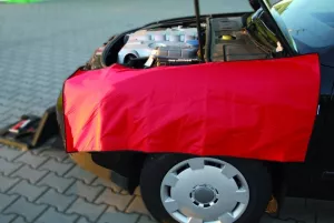 Fordonsskydd med halkskyddsmatta. 1200x500mm