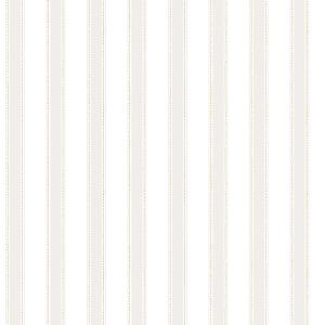 Tapet GUSTAV LIGHT GRAY från Sandbergs, randig i ljust gråbeige och offwhite med guldprickar