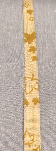 Textilband, LÖV, Bredd 15mm, ljusgult band med ockragula löv