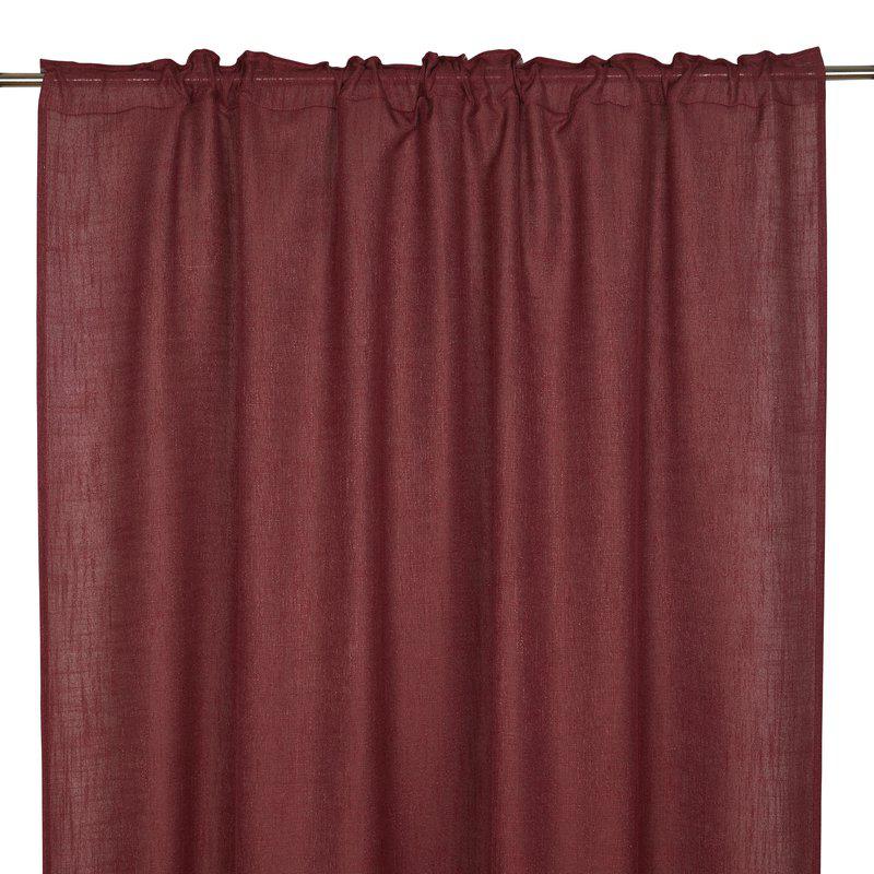 Gardinlängd BROOKLYN, enfärgad i rött i tyg med struktur
