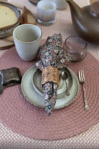 Rund bordstablett rosa