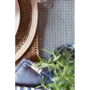 Löpare DIMA, enfärgad vävd löpare med frans, ljusblå