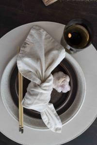 Tygservett, liten duk VIDE, återvunnen textil, enfärgad, Stl.45X45cm, offwhite