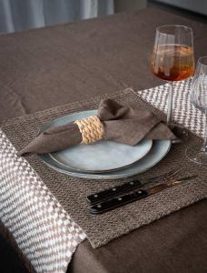 Servett VIDE, 45X45cm, återvunnen textil, enfärgad, nougat