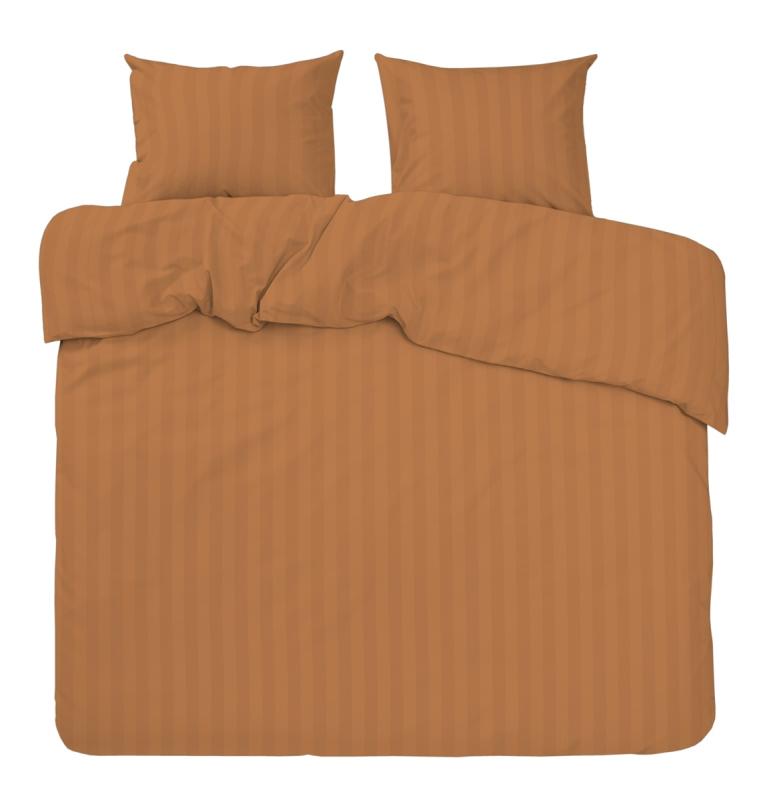Bäddset MIRAGE KINGSIZE, stilig vävd rand med hotellkänsla i skön satin i guld