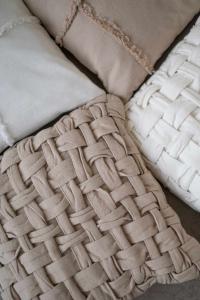 Kuddfodral ALEX 48x48 cm, enfärgat, offwhite