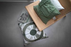 Kuddfodral ALEX 48x48 cm, enfärgat, grön