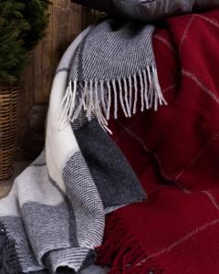 Pläd DUNDEE ylle, med frans, vinröd/grå