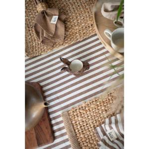 Duk SVEA extra lång, klassiskt randig stor duk i cognac och vitt