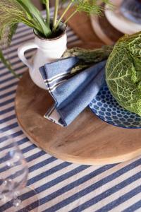 Duk Svea, klassiskt randig, Stl. 140X300 cm, denim