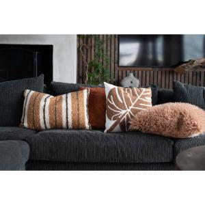 Kuddfodral Trysil i randig fårulls imitation i brunt och beige