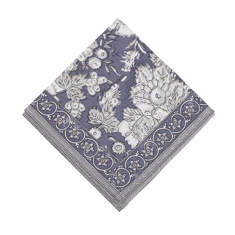 Servett, liten duk SONIA, blommig och bård runt om kanten, blå bottenfärg