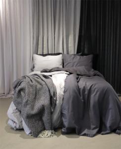 Bäddset ELTON, enfärgat vintage tvättat bäddset med jeans söm i mörkgrått