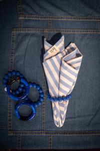 Bordstablett, tallriksunderlägg NORTON i tvättad denim i blått