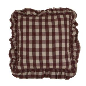 Kuddfodral LISA i vinröd och beige rutig bäckebölja med volang runt kanten