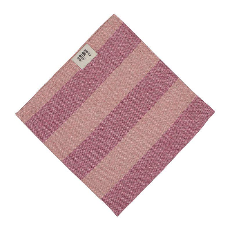 Tygservett eller liten duk AMALIA, bredrandig i ljusrosa och rosa