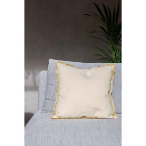 Kuddfodral DANNY, enfärgad med struktur och en kort frans runt om i ljusgult
