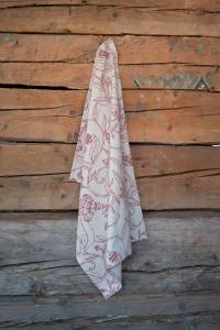 Kökshandduk ELLIE med ett snirklande fantasifullt bladmönster i rött på beige botten