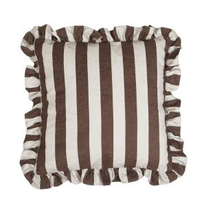 Kuddfodral ZENGA i sammetsliknande tyg, randig i chokladbrunt och offwhite med volang runt kanten