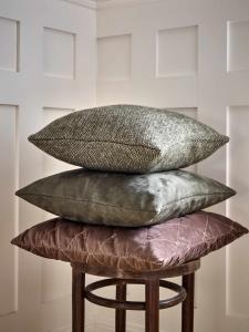 Kuddfodral ZOE 45x45cm mocka-look, grå