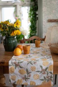 Bordslöpare AMALFI med gula citroner