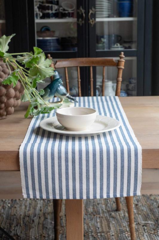 Bordslöpare NINA, randig i offwhite och denimblått, stl.35x90cm