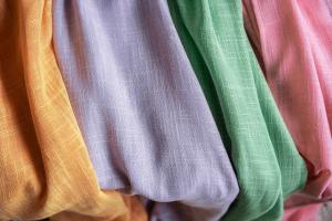 Gardinlängd BRUCE, enfärgad, stl. 2x140x250cm, Lavendel lila