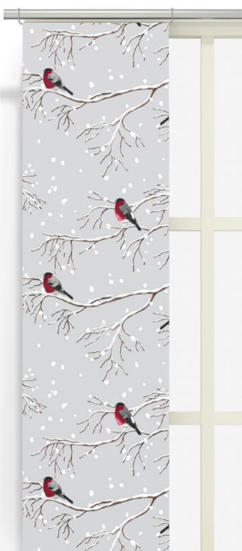 Panelgardin Vinterland, röda domherrar på snöiga grenar, 2 pack, stl.43x240cm, grå.