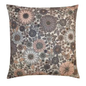 Kuddfodral Alva med stora och små blommor i retrostil i persika och brunt